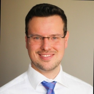 Dr. Tamás Hampel